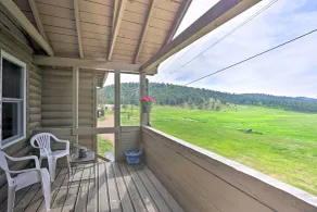 On-Site Hiking Access: Mtn-View Conifer Cabin - Innvendig