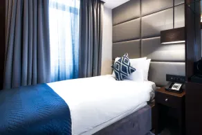 Montcalm Chilworth Townhouse - Room