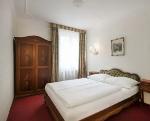 Hotel Pension Suzanne - Zimmer