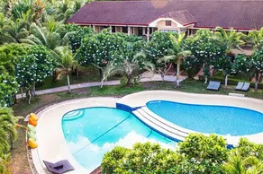 Sierra Resort - Piscine