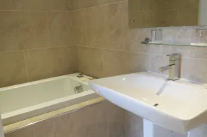 Bartle Hall Country Hotel - Bathroom