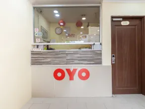 OYO 89717 Budget Star Hotel - Reception