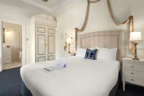 The Convent Hunter Valley Hotel - Room