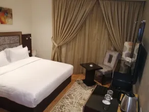Cairo Taj Hotels & Suites - Dokki - Room
