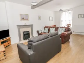 22 Uppergate Street - Interior