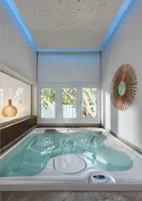 So White Beach Resort - Quarto