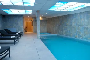 Madame Vacances Hôtel & Spa Le Mottaret - Piscina