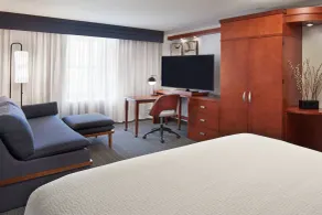 Courtyard by Marriott Waterloo St. Jacobs - Room
