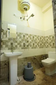 G SQUARE Rooms - Badezimmer