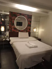PARADISE HOTEL - Zimmer
