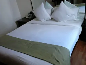 THE CENT HOTEL - Chambre