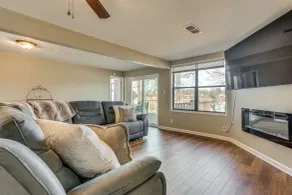 Lakefront Home w/ Yard & Deck in North Little Rock - Innenbereich