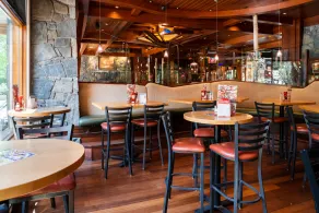 Fox Hotel and Suites - Restaurant