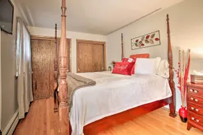 Home w/ Yard & Patio ~ 30 Mi to Downtown Chicago - Rum