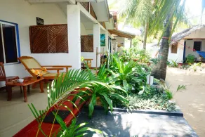 Hôtel Star Rest Beach à Arugambay - Chambre