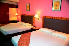 Hotel Caliber - Zimmer