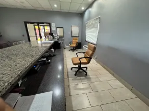 spanish trails inn - Interior entrance