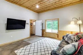 Hot Tub & Game Room: Lakefront Merrifield Retreat! - Interior