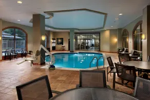 Embassy Suites by Hilton Dulles Airport - Piscine