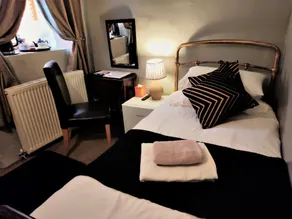 Dolgun Uchaf Historic B&B and Cottages with Boutique Bedrooms In The Heart of Snowdonia - Chambre