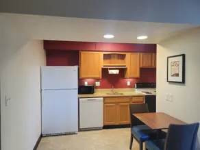 Value Suites Extended Stay - St Louis - Private kitchen