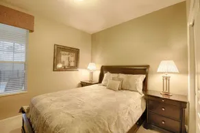 2540 Windsor Hills - Rom