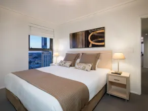 Oaks Brisbane Aurora Suites - Room