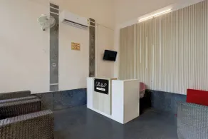 OYO Collection O Civil Lines Prayagraj - Lobby