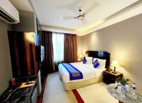 V Hotel TSSG near Delhi IGI Airport - Quarto