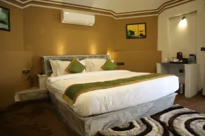 Club 21by Sariska Fun city - Room
