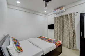 Fabhotel Spark Inn - Quarto