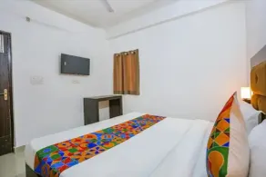 Fabhotel The Prasiddh - Room
