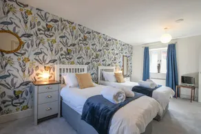 1 Coconut Cottage, Long Melford - Rum