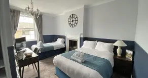 Mallories - Room