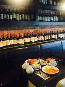 mour hotel - Restaurant
