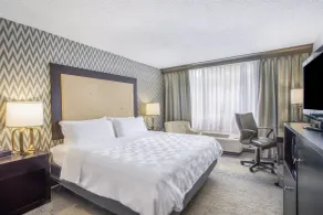 Holiday Inn & Suites Parsippany Fairfield by IHG - Chambre