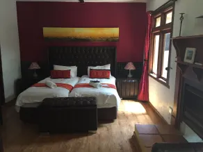 House on York - Room