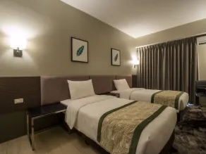 Sequoia Hotel Manila Bay - Room