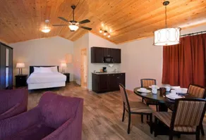 Jasper East Cabins - Room