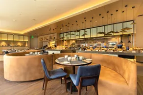 Courtyard by Marriott Vadodara - Restaurant
