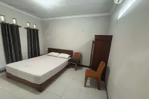 OYO 95050 Penginapan Sekarsari Syariah - Room