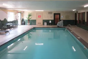 Quality Inn Nashville - Bloomington - Piscine