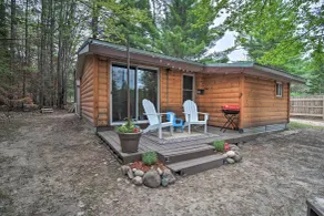 Rustic Frederic Cabin Near Cross-country Skiing! - Interior