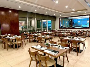 Sur Grand Hotel - Restaurant