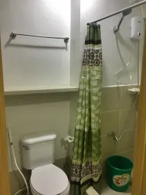 Happy Stay at Trees Residences - Baño