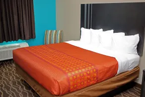 Americas Best Value Inn & Suites-Prairieville - Room