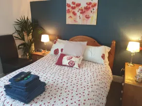 St Michael's Boutique Guest House, North Bay, Scarborough with free parking and fast wi-fi - Rom