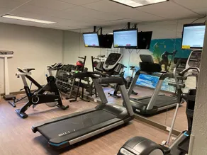 Clarion Pointe South Boston - Danville East - Fitnessbereich