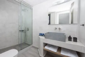 Karat Suites - Bathroom