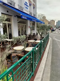 Le Theatre - Restaurant